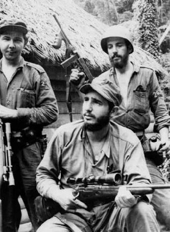 Raúl, Fidel y Camilo en la Sierra Maestra