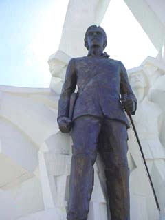 Monumento a El Mayor en la Plaza de la Revolución