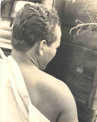 Otro de los disparos los recibi� en el hombro derecho